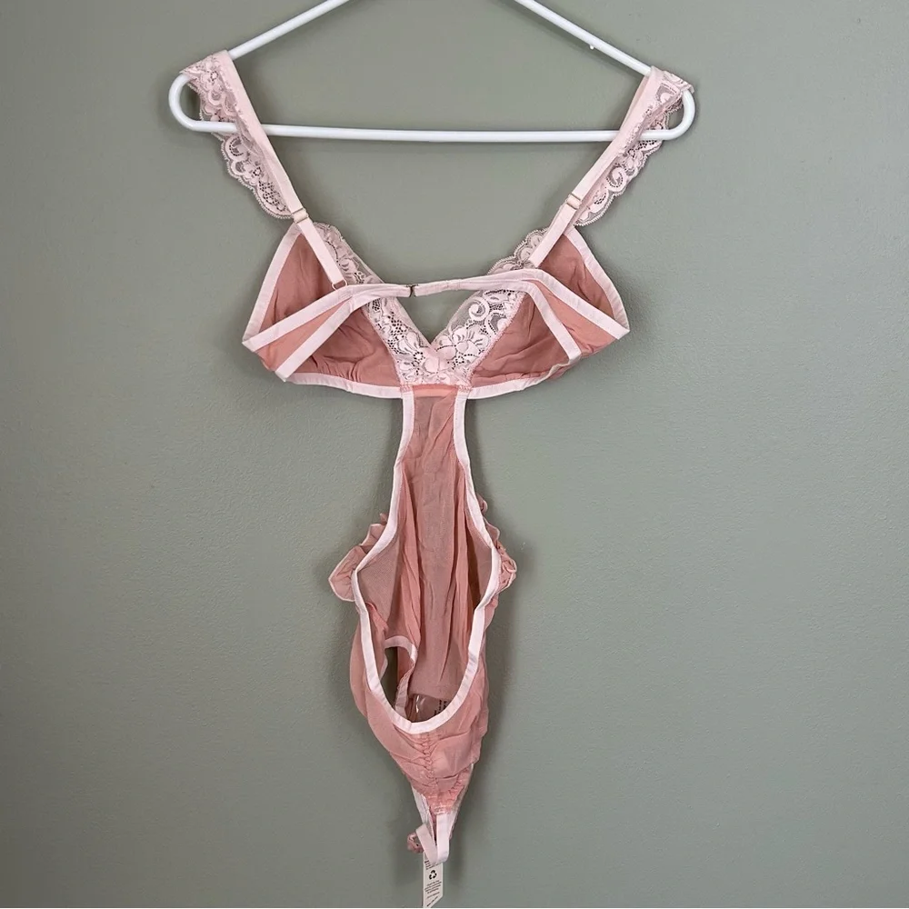 NWT we are hah‎ free people key to your heart bodysuit womens pink